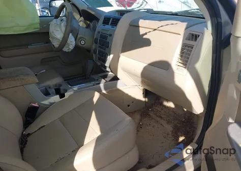 2010 Ford Escape Xlt из США, поврежденный, VIN 1FMCU0D71AKC87777